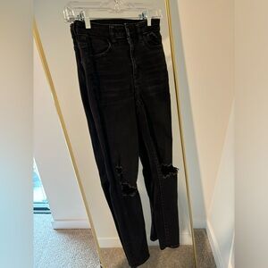 American Eagle Ripped Black Skinny Jeans (2R)